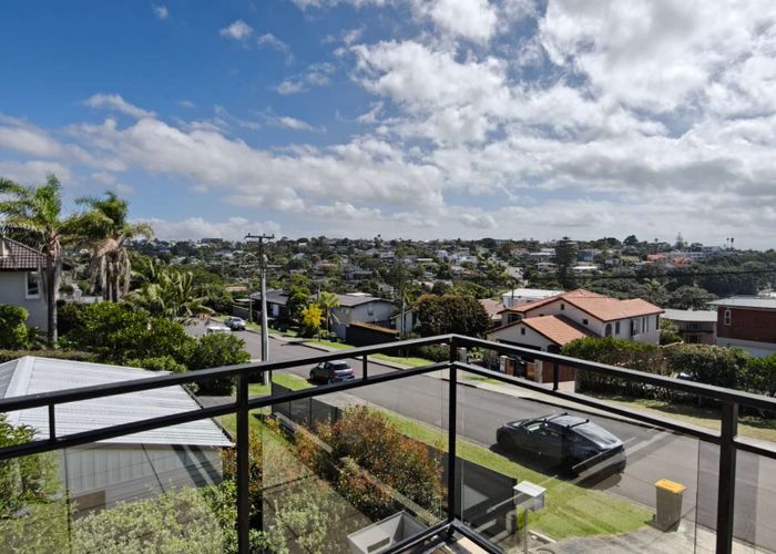  at 20 Bournemouth Terrace, Murrays Bay, North Shore City, Auckland