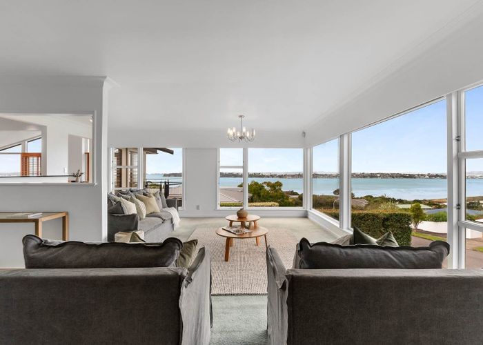  at 37 Vanessa Crescent, Glendowie, Auckland