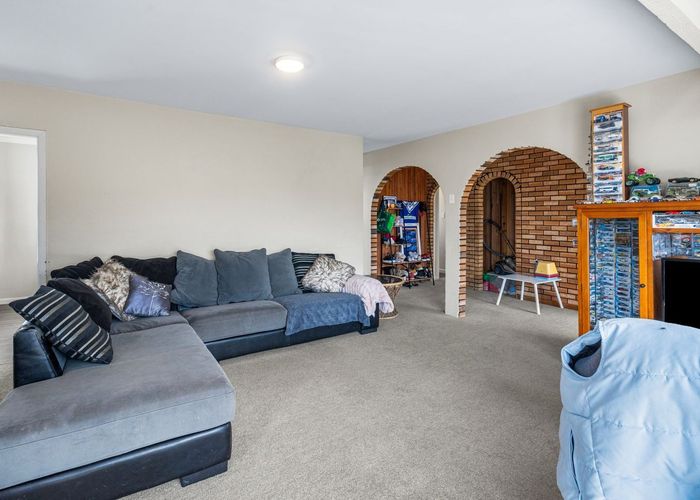  at 35 Ontario Place, Wainoni, Christchurch City, Canterbury