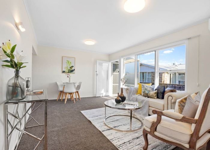  at 2/62 Abbotts Way, Remuera, Auckland City, Auckland