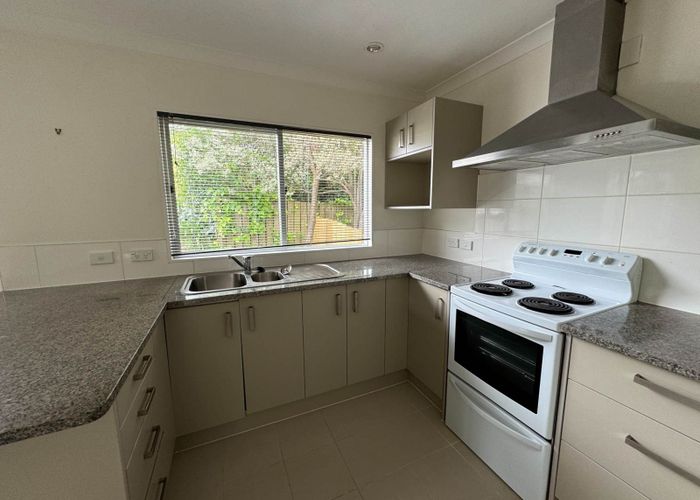  at 12 Cedar Heights Avenue, Massey, Auckland