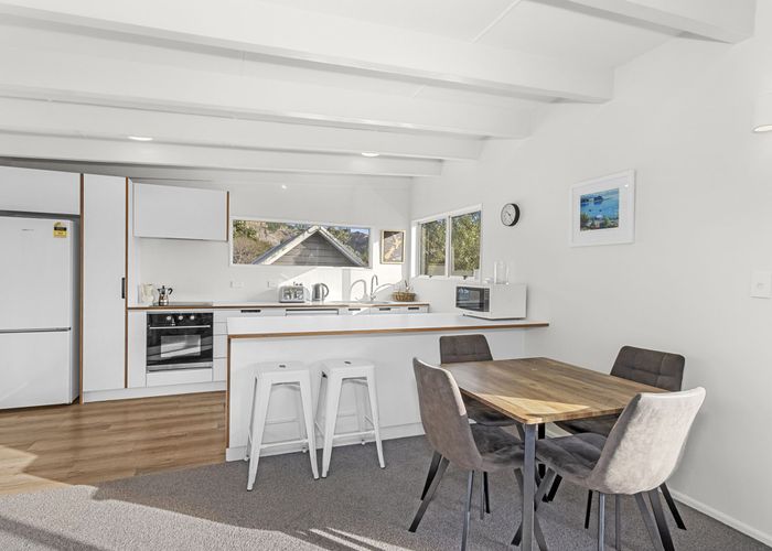  at 24B Celia Street, Redcliffs, Christchurch City, Canterbury