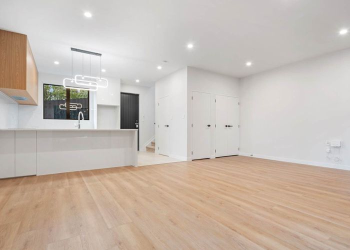  at Lot 5, 10 Alexander Avenue, Torbay, North Shore City, Auckland