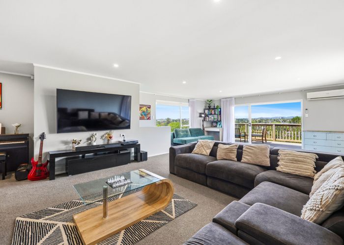  at 54 Chorley Avenue, Massey, Waitakere City, Auckland