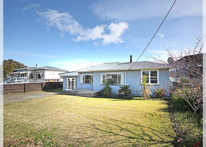  at 8 Kennedy Street, Foxton Beach, Foxton