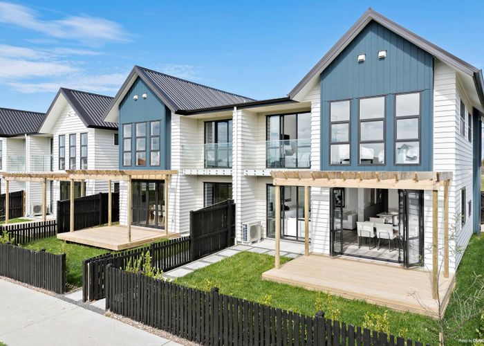  at 21 Irving Place, Hobsonville, Auckland