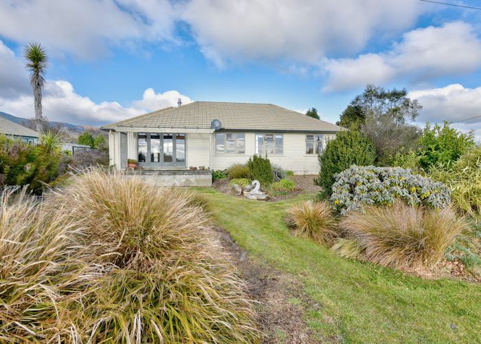  at 2 Cemetery Road, Tapanui