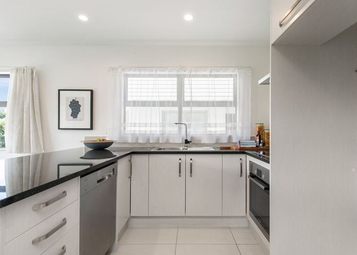  at 4/33 Elizabeth Street, Riccarton, Christchurch