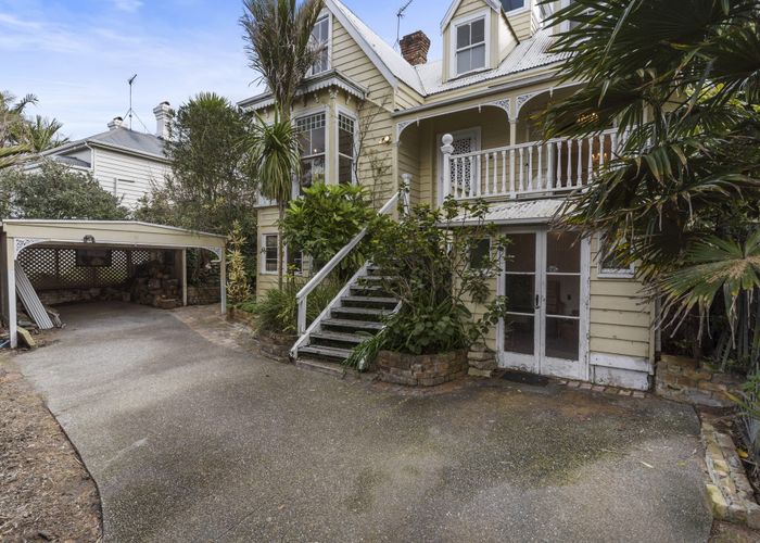  at 39 Wood Street, Freemans Bay, Auckland