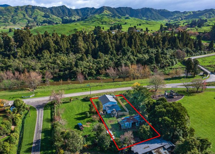  at 1318 Motu Road, Mōtū, Te Karaka