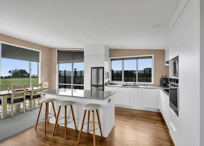  at 100 Elsham Road, Lepperton, New Plymouth, Taranaki