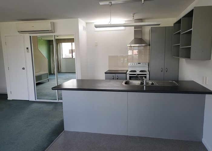  at 4/10 Corban Avenue, Henderson, Waitakere City, Auckland