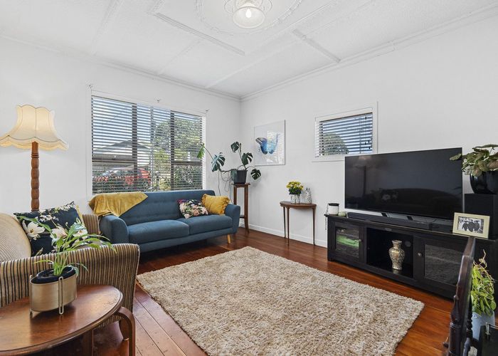  at 141 Lemon Street, Strandon, New Plymouth, Taranaki