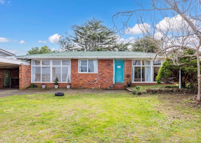  at 156 Sunset Road, Unsworth Heights, Auckland