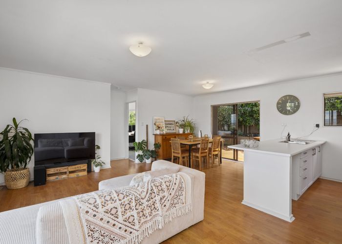  at 42b Osprey Drive, Welcome Bay, Tauranga, Bay Of Plenty