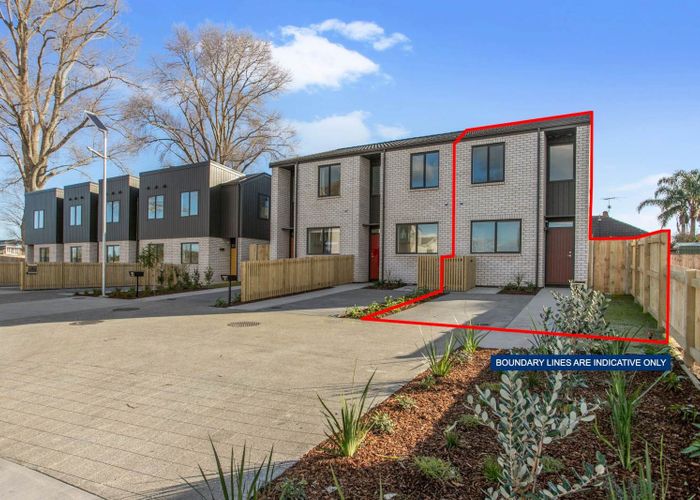  at 2 Gazala Lane, Panmure, Auckland City, Auckland