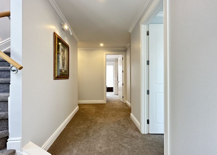  at 7B Garadice Road, Rothesay Bay, North Shore City, Auckland