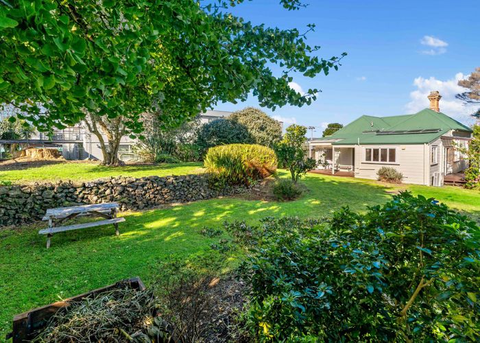  at 11 George Street, Mount Eden, Auckland City, Auckland