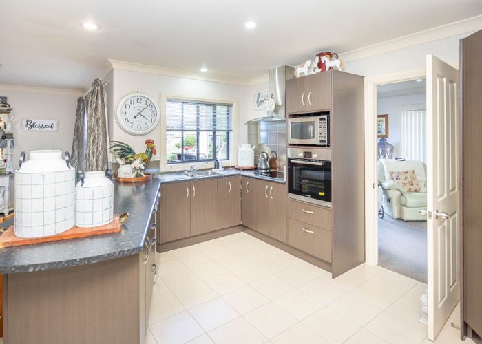  at 18 Gambia Grove, Flagstaff, Hamilton, Waikato