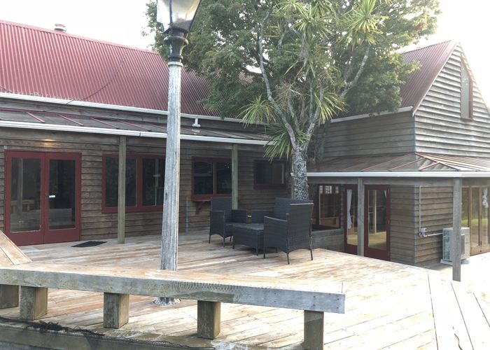  at 5 Inchinnam Road, Flat Bush, Manukau City, Auckland