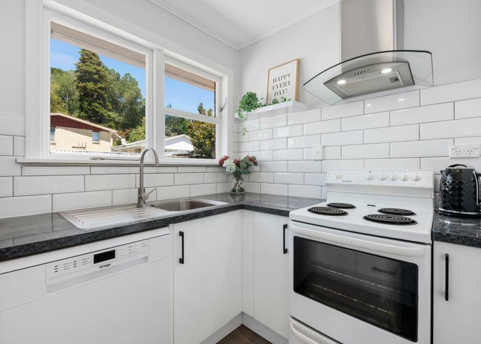  at 1/29 Hillside Drive, Maoribank, Upper Hutt
