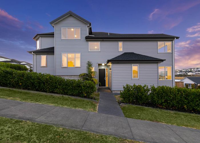  at 6 Colonial Drive, Silverdale, Silverdale