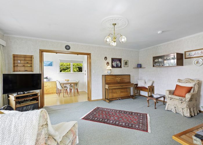  at 32 Pempsey Street, Silverstream, Upper Hutt, Wellington
