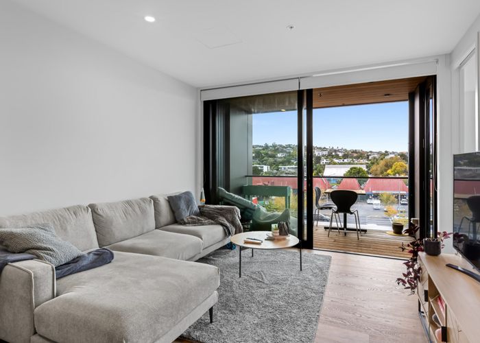  at 304/32 Anzac Road, Browns Bay, North Shore City, Auckland
