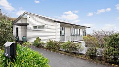  at 1 Elgin Way, Khandallah, Wellington