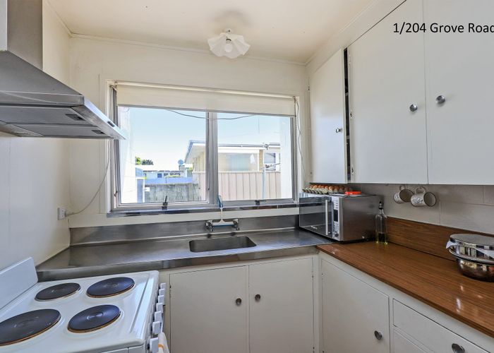  at 1/204 Grove Road, Mayfair, Hastings