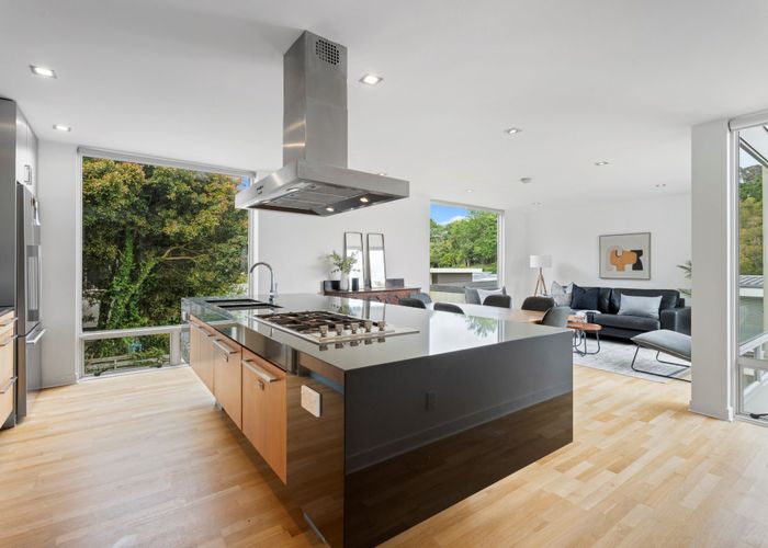  at 2/21 Birdwood Crescent, Parnell, Auckland