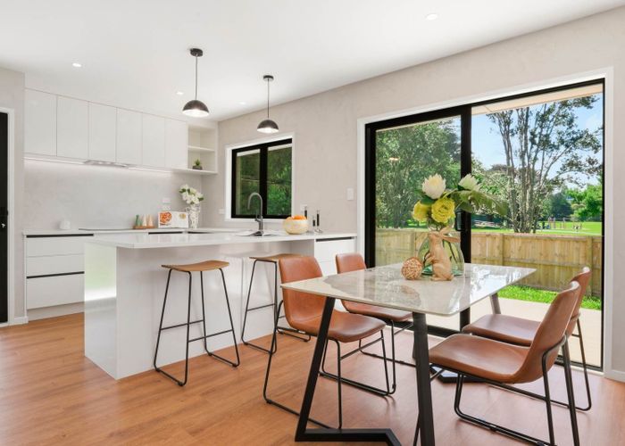  at 43 Wilsher Crescent, Henderson, Waitakere City, Auckland