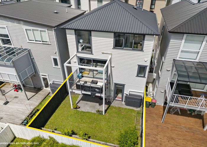  at 12 Nephrite Lane, Henderson, Waitakere City, Auckland