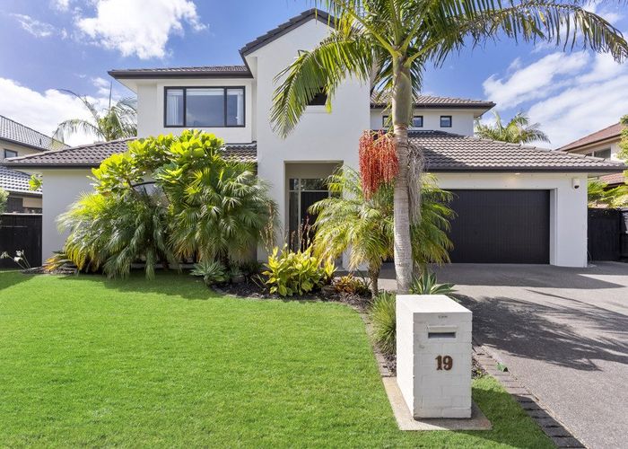  at 19 Pine Harbour Parade, Beachlands, Manukau City, Auckland