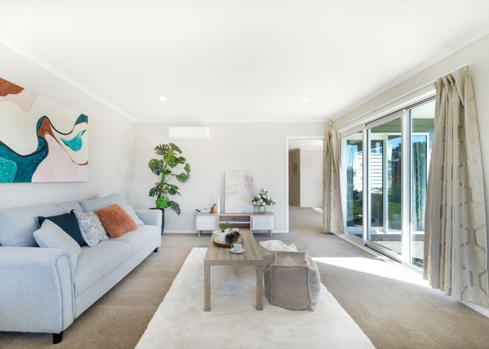  at 9 Ken Douglas Drive, Aotea, Porirua, Wellington