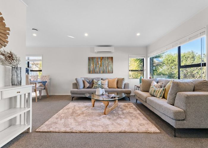 at 1/14 Kupari Place, Totara Vale, North Shore City, Auckland