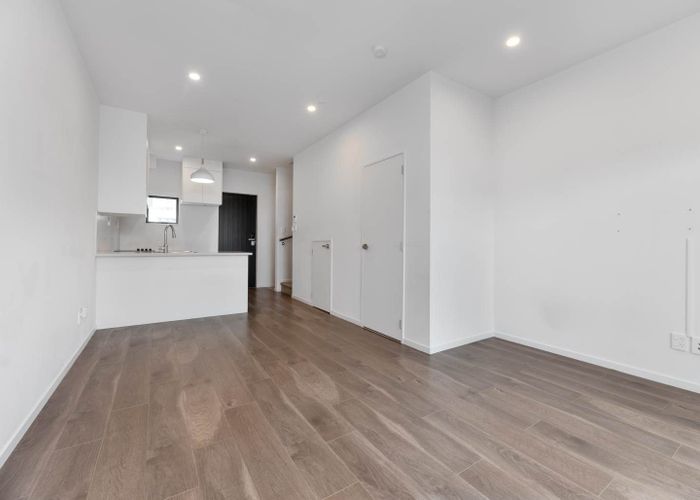  at 35 Morihana Close, Glen Eden, Waitakere City, Auckland