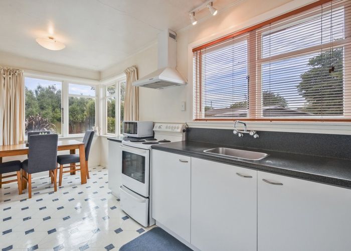  at 5 Dana Place, Mairehau, Christchurch City, Canterbury