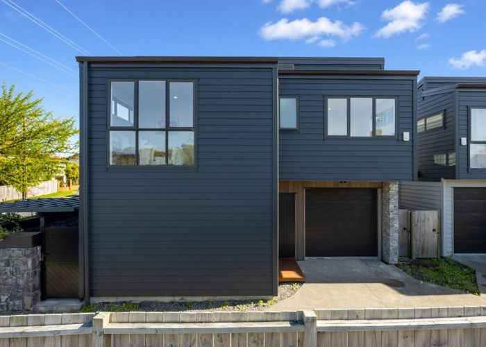  at 84 Francis Street, Hauraki, North Shore City, Auckland