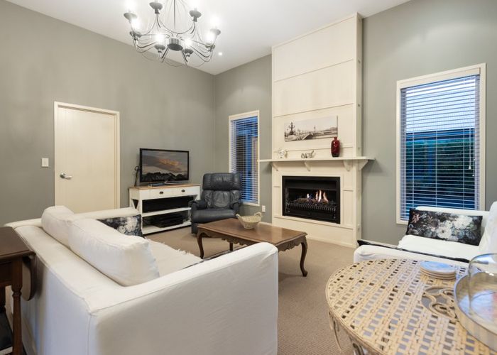  at 39 Twin Oak Avenue, Papamoa Beach, Papamoa