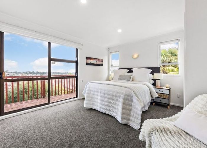  at 4 Malmo Place, Massey, Waitakere City, Auckland