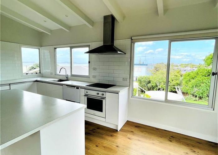  at 21 Craig Road, Maraetai, Auckland