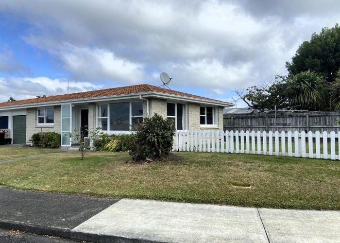  at 2/900 Townshend Place, Saint Leonards, Hastings, Hawke's Bay