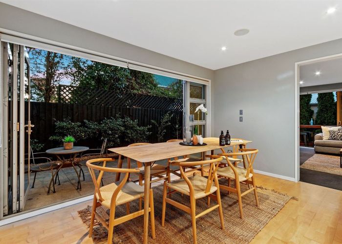  at 128a Holly Road, Merivale, Christchurch City, Canterbury