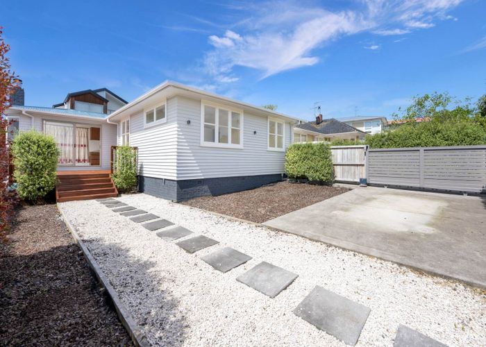  at 17 Laurel Street, Mount Albert, Auckland City, Auckland
