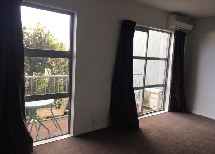  at 2/62  Burke Street, Addington, Christchurch City, Canterbury