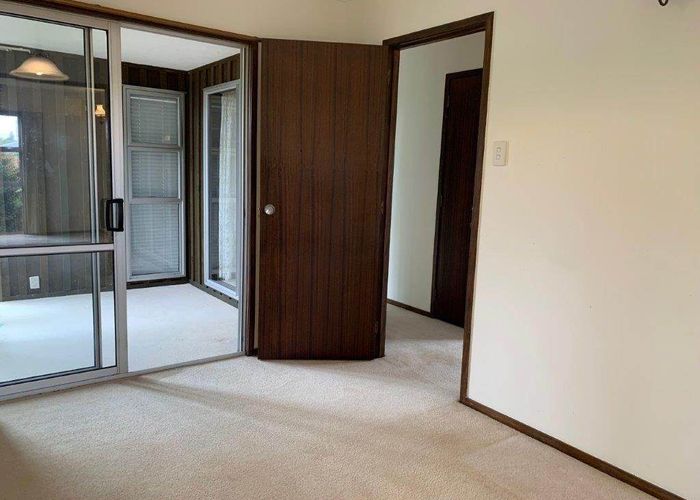  at 2/85 Sunnybrae Road, Hillcrest, North Shore City, Auckland