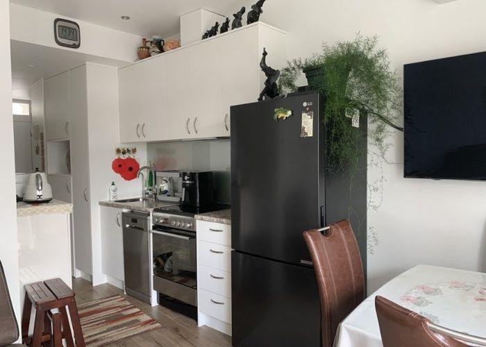  at 84/92 Bush Road, Albany, North Shore City, Auckland