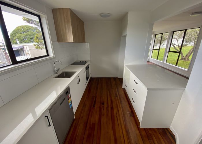  at 2 McCracken Road, Mount Wellington, Auckland