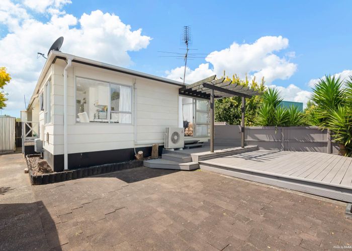  at 1/27 Waimana Road, Conifer Grove, Takanini